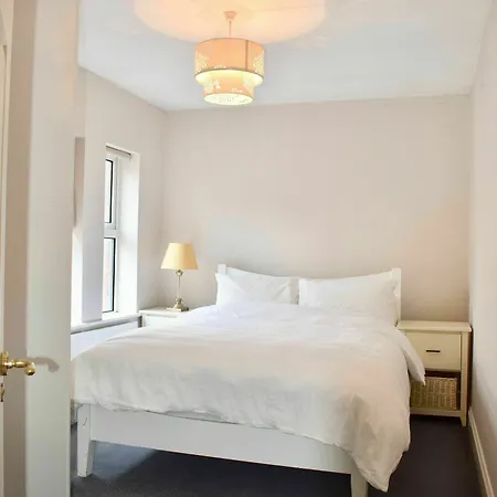 Apartman 4 Bed Townhouse In